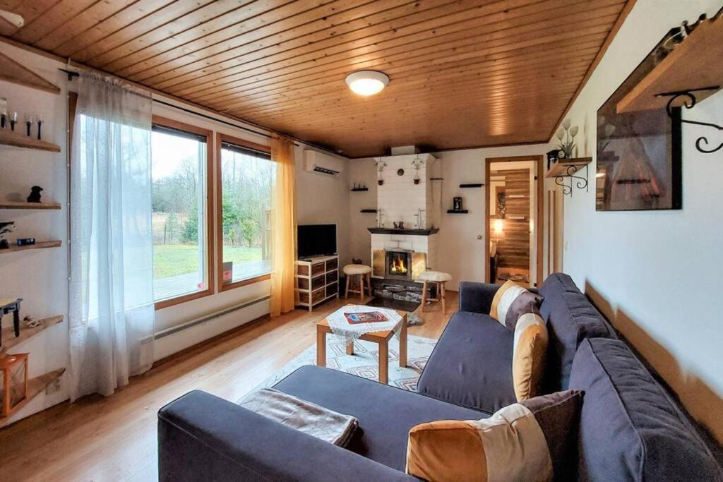 Minnebo Stuga Hassleholm Exterior photo
